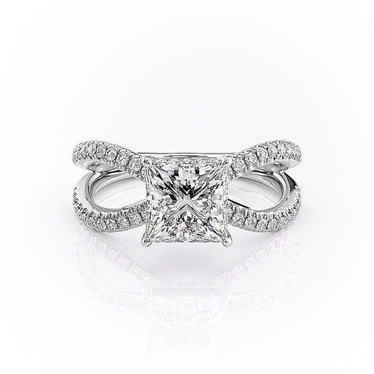 Princess Cut Moissanite Criss-Cross Design