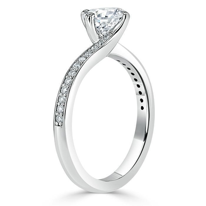 Round Cut Moissanite Twist Engagement Ring, Classic Style