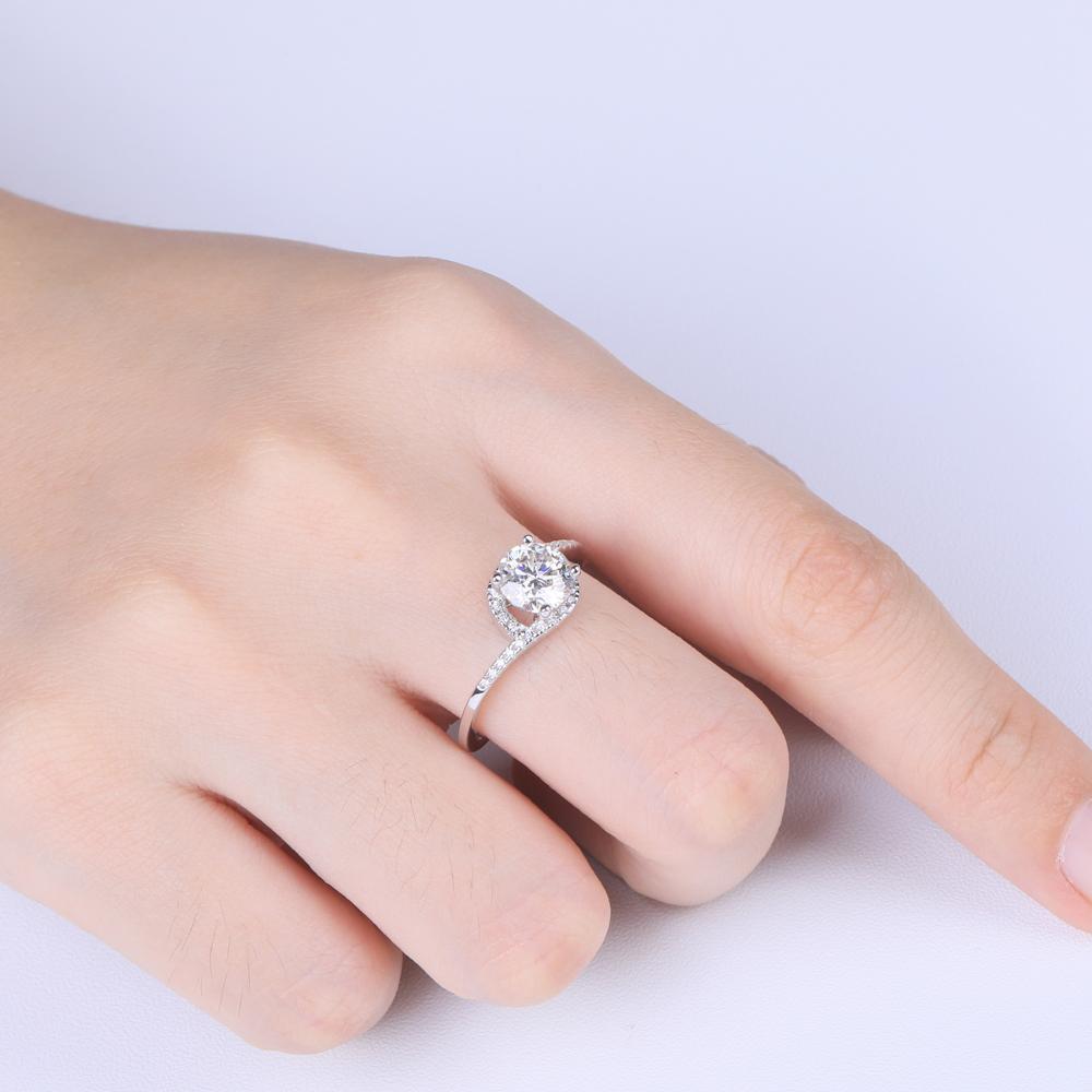 1.00ct Moissanite Engagement Ring, Classic Design, Sterling Silver & Platinum
