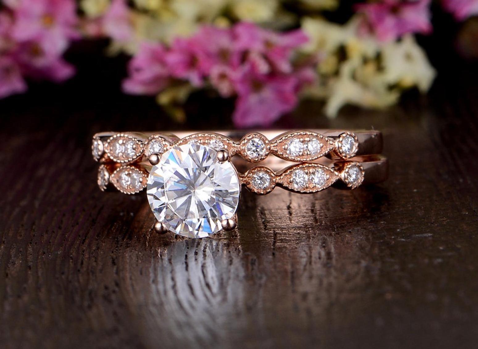 Vintage Style Bridal Ring Set, Round Cut