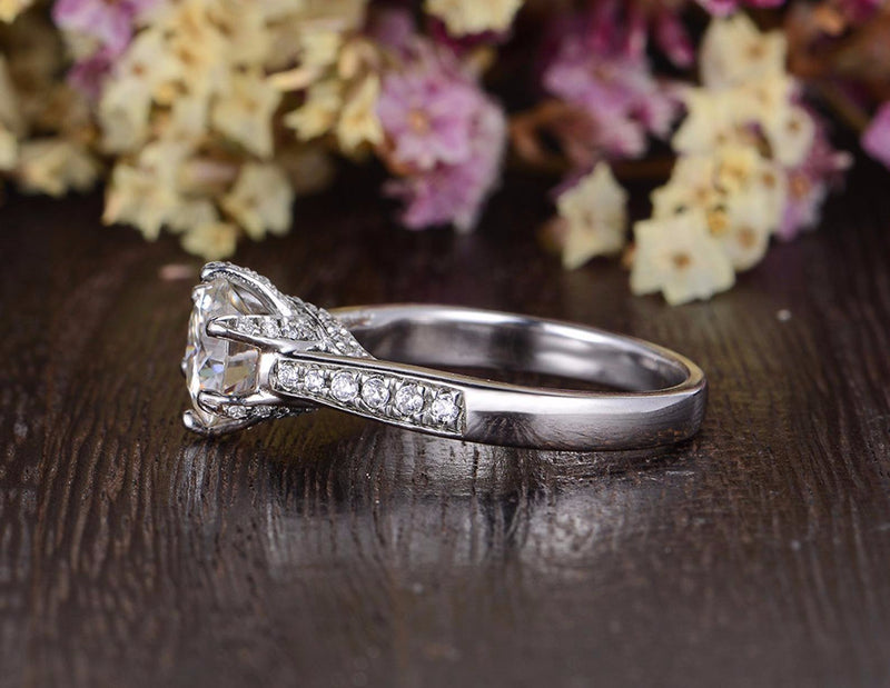 Round Cut Moissanite Engagement Ring, Vintage Six Claw Design